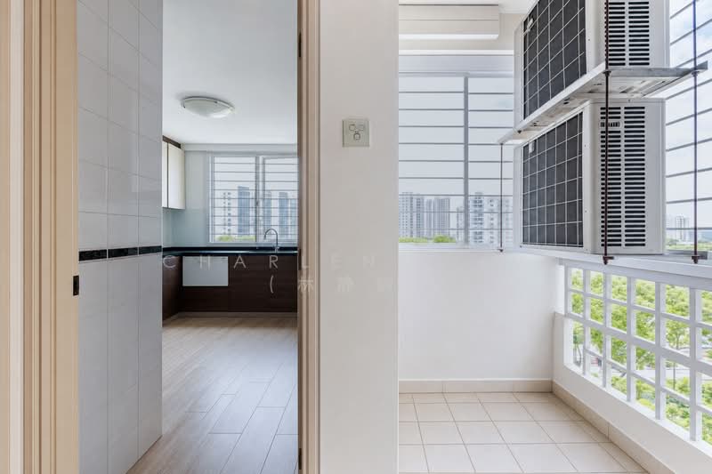 Elias Green, , 3 Bedrooms, 1,615 sqft, Condominium For Sale, by Charlene Lim (林静龄), 500202802 - Kitchen - PropertyGuru.com.sg