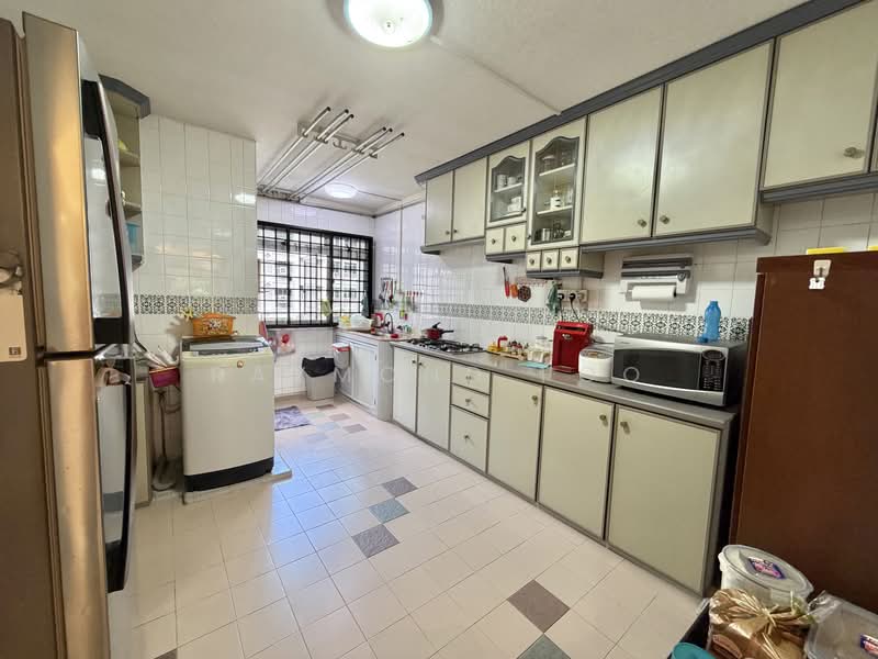486 Pasir Ris Drive 4, 486 Pasir Ris Drive 4, 4 Bedrooms, 1,335 sqft, HDB Flat For Sale, by Raymond Foo, 500202805 - Kitchen - PropertyGuru.com.sg