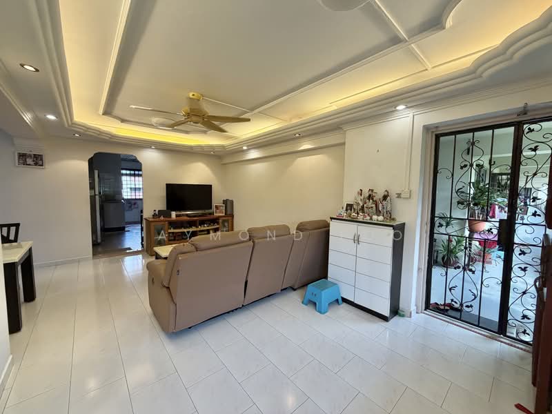 486 Pasir Ris Drive 4, 486 Pasir Ris Drive 4, 4 Bedrooms, 1,335 sqft, HDB Flat For Sale, by Raymond Foo, 500202805 - Living Room - PropertyGuru.com.sg