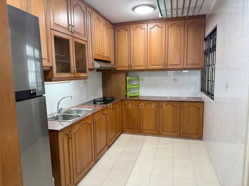 8 Cantonment Close, 8 Cantonment Close, 3 Bedrooms, 969 sqft, HDB Flat For Sale, by Ivan Loke, 500202806 - Kitchen - PropertyGuru.com.sg