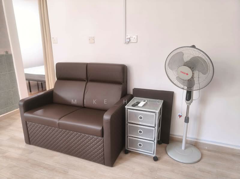 Estella Gardens, 27 Flora Road, Studio, 357 sqft, Condominium For Rent, by Mike Heng, 500202807 - Living Room - PropertyGuru.com.sg