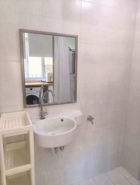 Estella Gardens, 27 Flora Road, Studio, 357 sqft, Condominium For Rent, by Mike Heng, 500202807 - Bathroom - PropertyGuru.com.sg