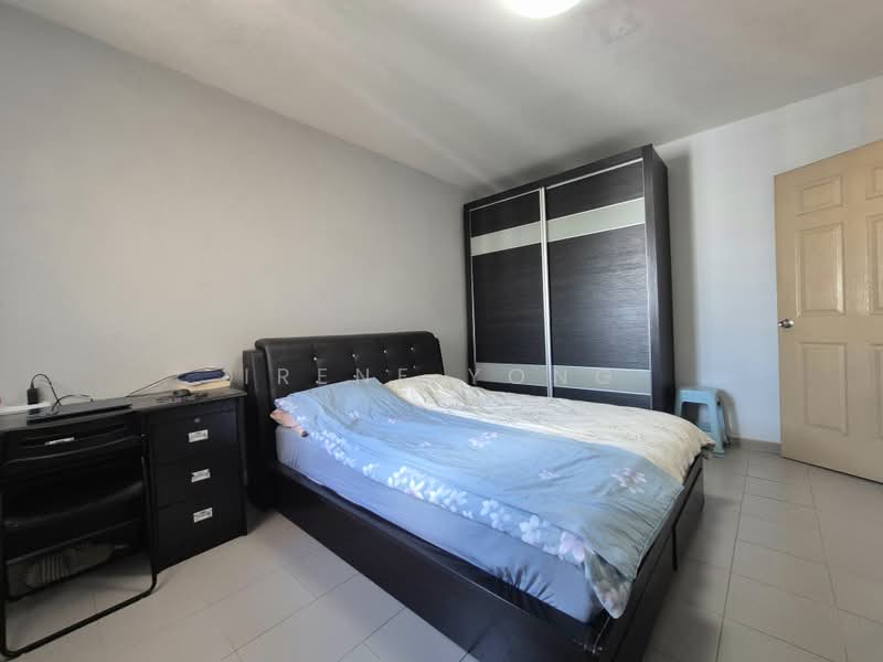 830 Yishun Street 81, 830 Yishun Street 81, 3 Bedrooms, 1,109 sqft, HDB Flat For Sale, by Irene Yong, 500202808 - Master Bedroom - PropertyGuru.com.sg