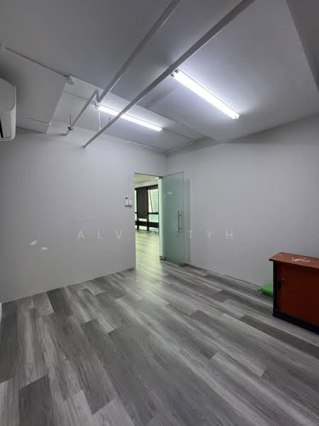 M38, 38 Jalan Pemimpin, 1,833 sqft, Light Industrial (B1) For Rent, by Alvin Tyh, 500202809 - Interior - CommercialGuru.com.sg