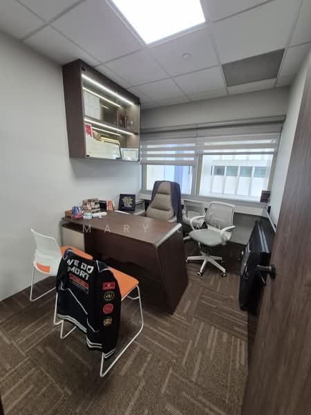 TripleOne Somerset, 111 Somerset Road, 1,227 sqft, Office For Rent, by Mary Lau, 500202811 - Study - CommercialGuru.com.sg