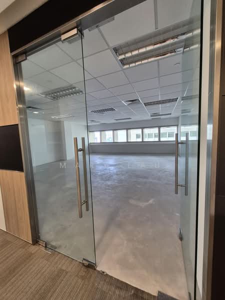 TripleOne Somerset, 111 Somerset Road, Orchard / River Valley, 764 sqft, Office For Rent, by Mary Lau, 500202811 - Interior - CommercialGuru.com.sg
