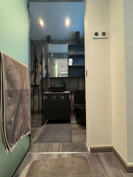 110 Bishan Street 12, 110 Bishan Street 12, 2 Bedrooms, 689 sqft, HDB Flat For Rent, by Edmund Lee, 500202819 - Master Bathroom - PropertyGuru.com.sg