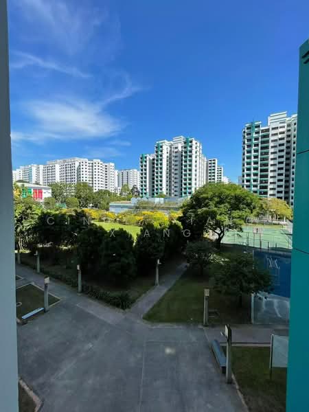 629 Jurong West Street 65, 629 Jurong West Street 65, 4 Bedrooms, 1,399 sqft, HDB Flat For Sale, by Cindy, Xiang Xiang, 500202829 - Exterior - PropertyGuru.com.sg