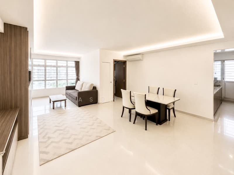 451B Bukit Batok West Avenue 6, 451B Bukit Batok West Avenue 6, 4 Bedrooms, 1,238 sqft, HDB Flat For Sale, by Jason Ang, 500202831 - Spacious living and dining area - PropertyGuru.com.sg