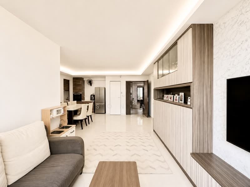 451B Bukit Batok West Avenue 6, 451B Bukit Batok West Avenue 6, 4 Bedrooms, 1,238 sqft, HDB Flat For Sale, by Jason Ang, 500202831 - Spacious living and dining area - PropertyGuru.com.sg