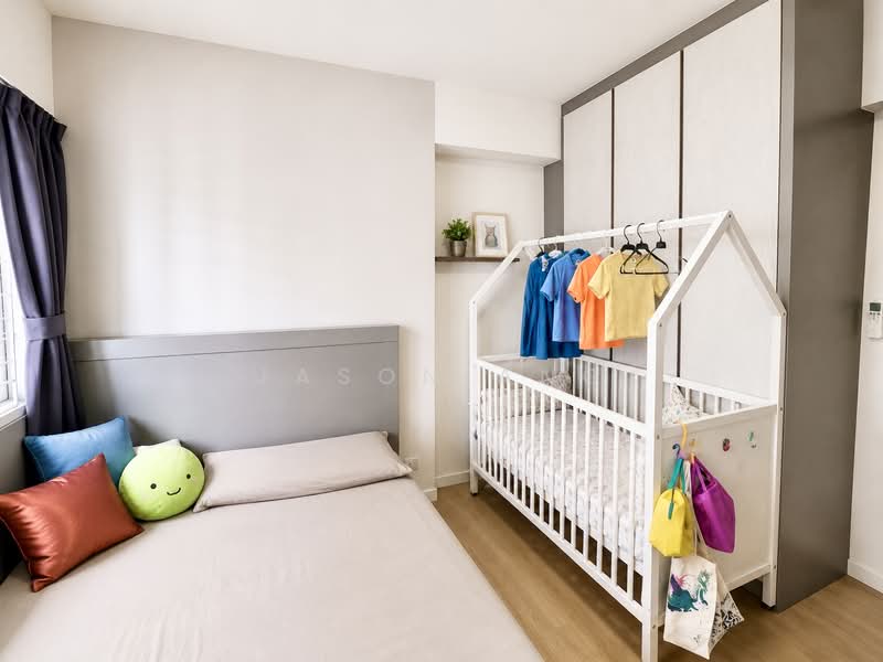 451B Bukit Batok West Avenue 6, 451B Bukit Batok West Avenue 6, 4 Bedrooms, 1,238 sqft, HDB Flat For Sale, by Jason Ang, 500202831 - Common bedroom - PropertyGuru.com.sg