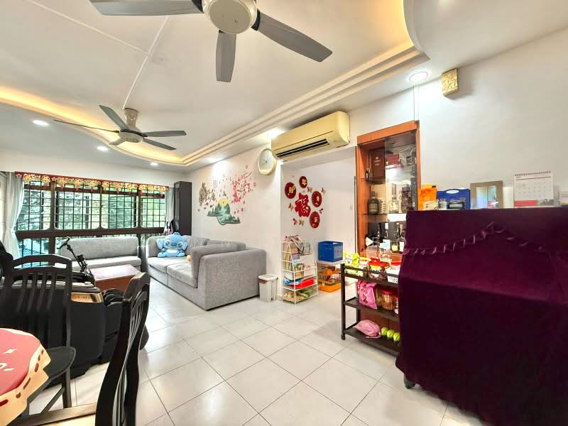 525 Woodlands Drive 14, 525 Woodlands Drive 14, 3 Bedrooms, 1,119 sqft, HDB Flat For Sale, by Kenneth Yeo, 500202837 - Living Room - PropertyGuru.com.sg