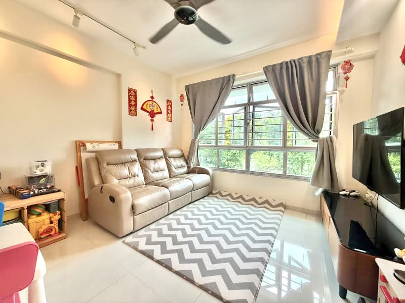 101A Canberra Street, 101A Canberra Street, 3 Bedrooms, 1,001 sqft, HDB Flat For Sale, by Kenneth Yeo, 500202850 - Living Room - PropertyGuru.com.sg