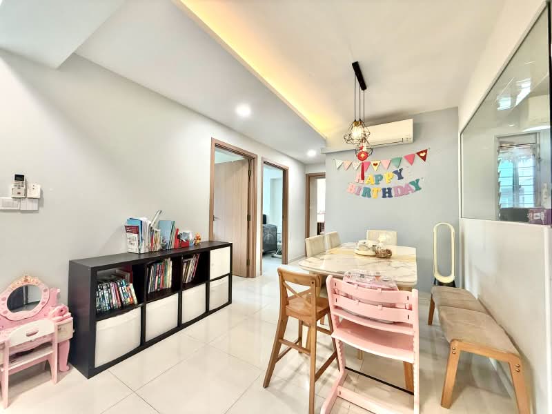 101A Canberra Street, 101A Canberra Street, 3 Bedrooms, 1,001 sqft, HDB Flat For Sale, by Kenneth Yeo, 500202850 - Dining Room - PropertyGuru.com.sg