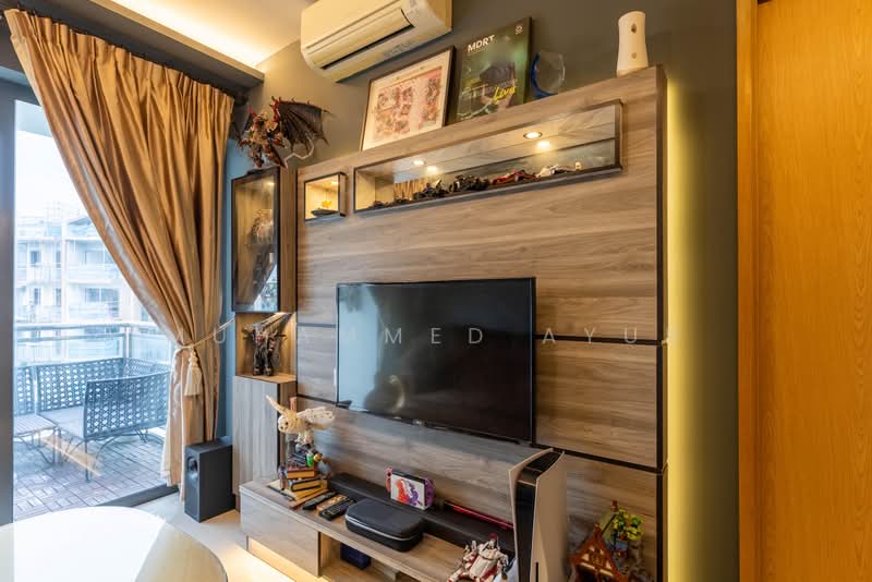 Parc Olympia, 60 Flora Drive, 1 Bedroom, 495 sqft, Condominium For Sale, by Muhammed Ayub, 500202858 - Living Room - PropertyGuru.com.sg