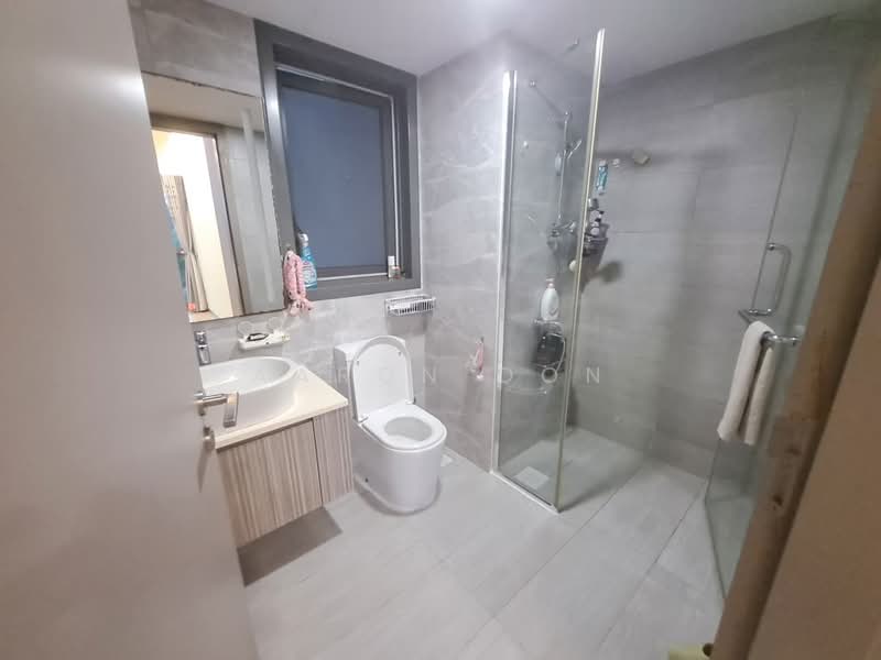 Northwave EC, 111 Woodlands View, 3 Bedrooms, 980 sqft, Executive Condominium For Rent, by Aaron Oon, 500202861 - Bathroom - PropertyGuru.com.sg