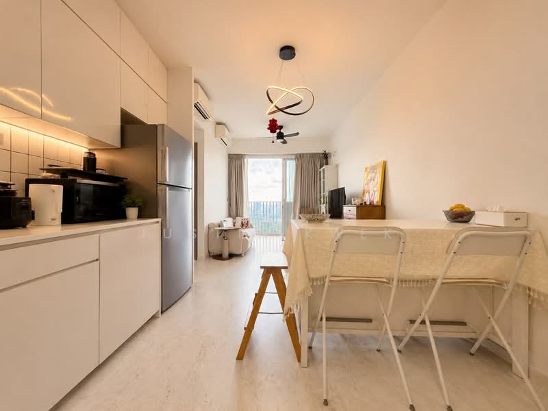Queens Peak, 1 Dundee Road, 3 Bedrooms, 861 sqft, Condominium For Sale, by Justin Kwek, 500202867 - Kitchen - PropertyGuru.com.sg