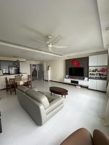 549B Segar Road, 549B Segar Road, 3 Bedrooms, 1,216 sqft, HDB Flat For Sale, by Joe Wong, 500202869 - Living Room - PropertyGuru.com.sg