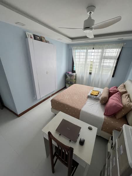 549B Segar Road, 549B Segar Road, 3 Bedrooms, 1,216 sqft, HDB Flat For Sale, by Joe Wong, 500202869 - Bedroom - PropertyGuru.com.sg