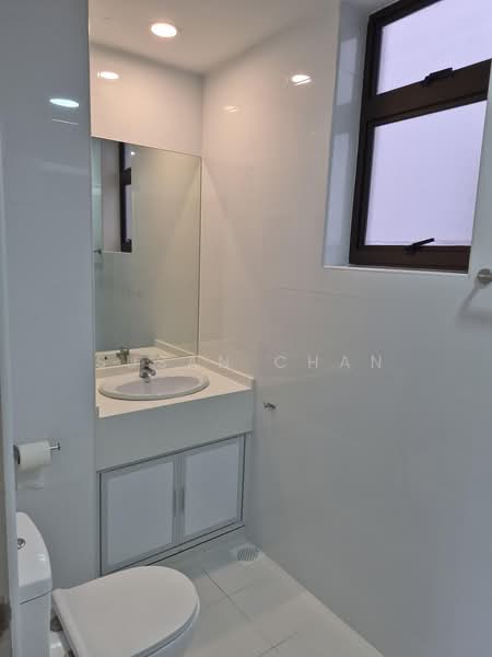Astrid Meadows, 56 Coronation Road West, 3 Bedrooms, 2,045 sqft, Condominium For Sale, by Susan Chan, 500202881 - Bathroom - PropertyGuru.com.sg