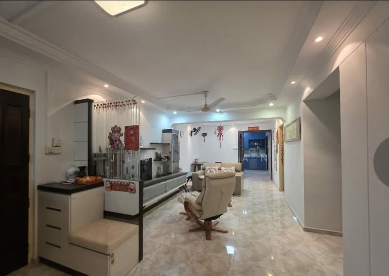 663 Woodlands Ring Road, 663 Woodlands Ring Road, 3 Bedrooms, 1,098 sqft, HDB Flat For Sale, by Jessie Tan, 500202910 - Living Room - PropertyGuru.com.sg