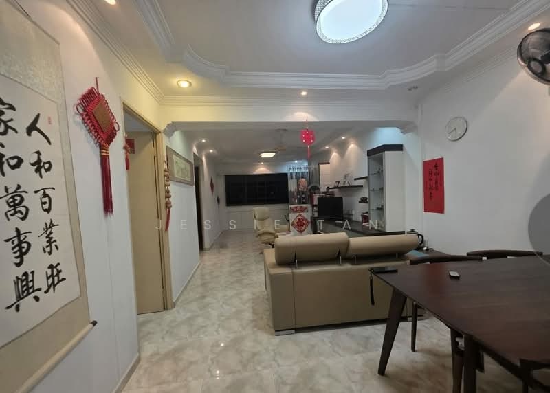 663 Woodlands Ring Road, 663 Woodlands Ring Road, 3 Bedrooms, 1,098 sqft, HDB Flat For Sale, by Jessie Tan, 500202910 - Living Room - PropertyGuru.com.sg