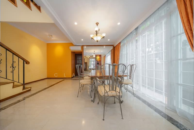 Semi-D @ Sennett Road / Lucky Heights / Bayshore / Upper East Coast Road, Sennett Road / Upper East Coast Road, 5 Bedrooms, 3,600 sqft, Semi-Detached House For Sale, by Claire Loh, 500202965 - Dining Room - PropertyGuru.com.sg