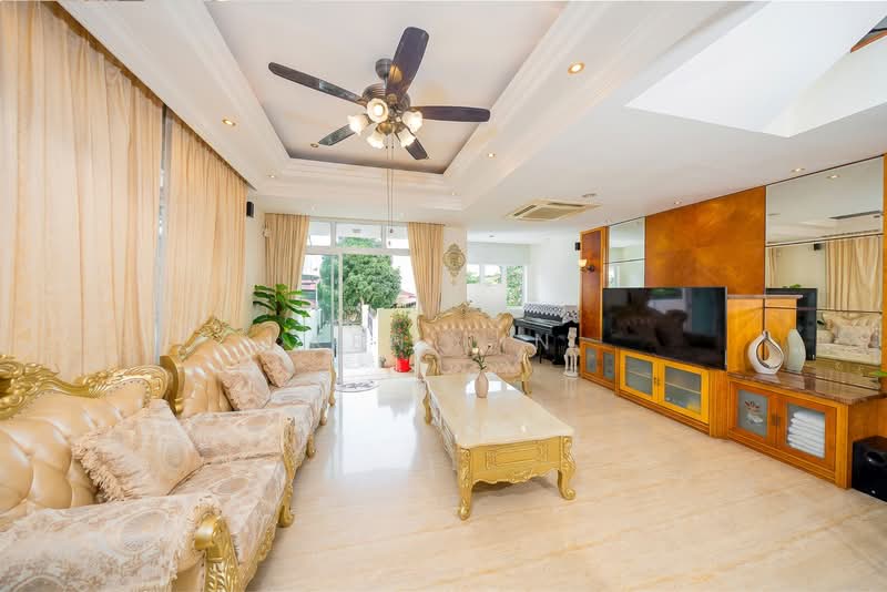 Gerald Drive/Mugliston Estate, Gerald Drive, 5 Bedrooms, 3,656 sqft, Semi-Detached House For Sale, by Ken Lin, 500202973 - Living Room - PropertyGuru.com.sg