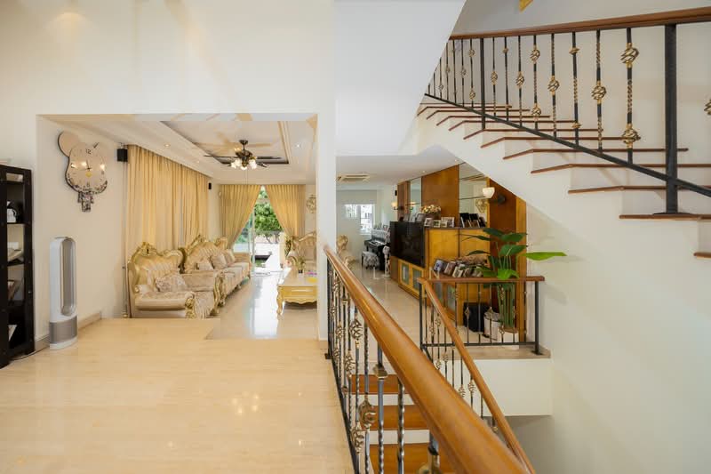 Gerald Drive/Mugliston Estate, Gerald Drive, 5 Bedrooms, 3,656 sqft, Semi-Detached House For Sale, by Ken Lin, 500202973 - Living Room - PropertyGuru.com.sg