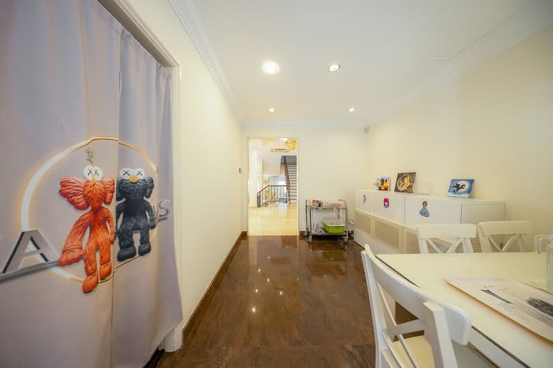 Gerald Drive/Mugliston Estate, Gerald Drive, 5 Bedrooms, 3,656 sqft, Semi-Detached House For Sale, by Ken Lin, 500202973 - Additional Living Space - PropertyGuru.com.sg