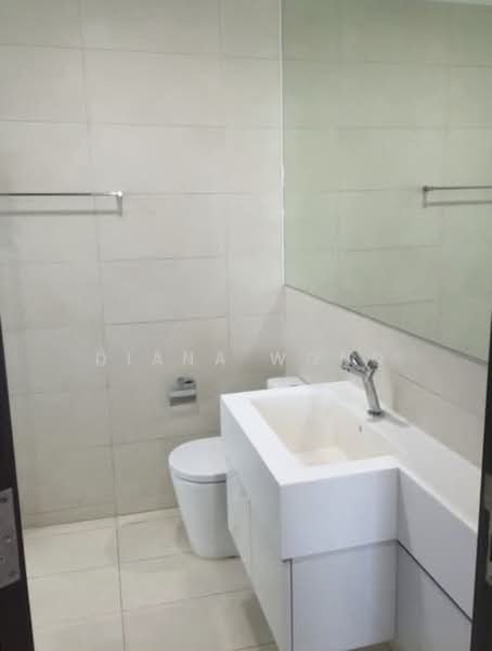 The Rochester Residences, 33 Rochester Drive, 1 Bedroom, 861 sqft, Apartment For Sale, by Diana Wong, 500202989 - Bathroom - PropertyGuru.com.sg