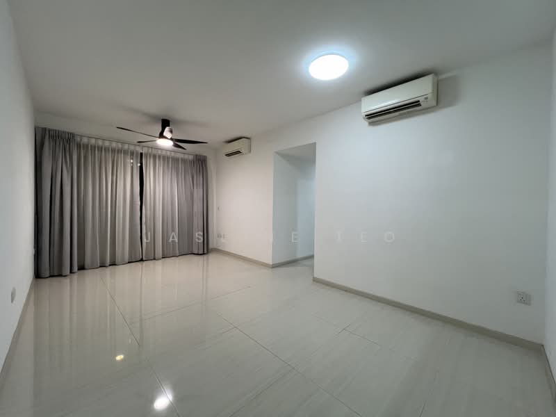 Riversound Residence, 1 Sengkang East Avenue, 4 Bedrooms, 1,163 sqft, Condominium For Rent, by Jasline Teo, 500203000 - Living Room - PropertyGuru.com.sg