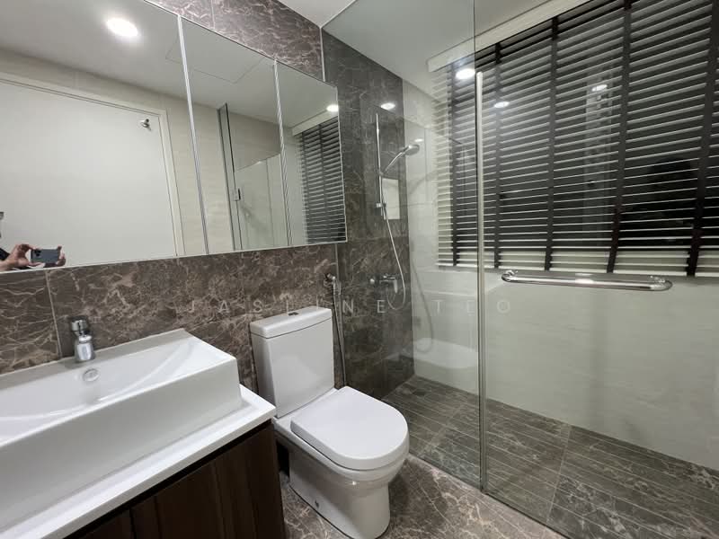 Riversound Residence, 1 Sengkang East Avenue, 4 Bedrooms, 1,163 sqft, Condominium For Rent, by Jasline Teo, 500203000 - Bathroom - PropertyGuru.com.sg