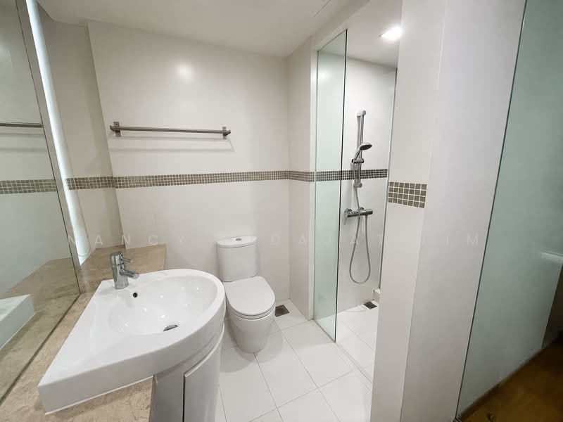 One-North Residences, 7 One-North Gateway, Room Rental, 120 sqft, Apartment For Rent, by Nancy Hidajat Lim, 500203004 - Master Bathroom - PropertyGuru.com.sg