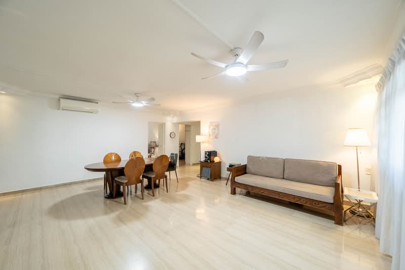 351 Tampines Street 33, 351 Tampines Street 33, 4 Bedrooms, 1,432 sqft, HDB Flat For Sale, by Zach Sabai, 500203017 - Living Room - PropertyGuru.com.sg