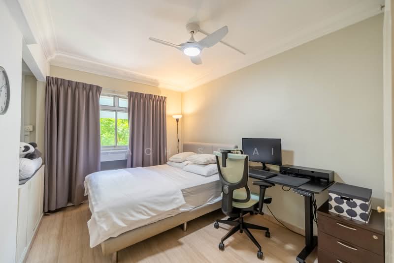 351 Tampines Street 33, 351 Tampines Street 33, 4 Bedrooms, 1,432 sqft, HDB Flat For Sale, by Zach Sabai, 500203017 - Bedroom - PropertyGuru.com.sg