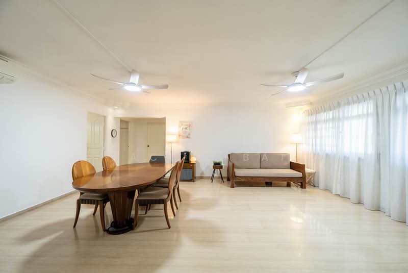 351 Tampines Street 33, 351 Tampines Street 33, 4 Bedrooms, 1,432 sqft, HDB Flat For Sale, by Zach Sabai, 500203017 - Living Room - PropertyGuru.com.sg