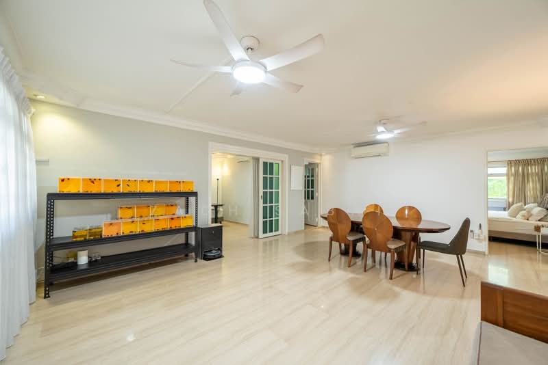 351 Tampines Street 33, 351 Tampines Street 33, 4 Bedrooms, 1,432 sqft, HDB Flat For Sale, by Zach Sabai, 500203017 - Living Room - PropertyGuru.com.sg