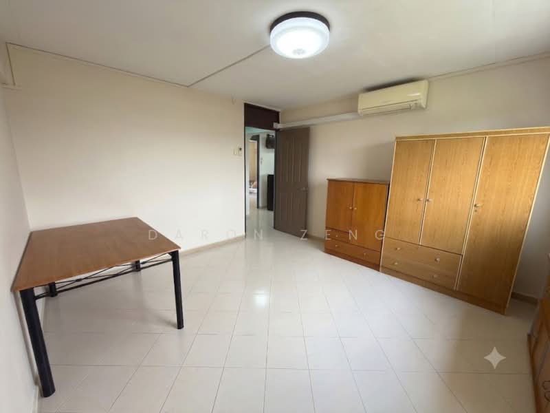 289 Yishun Avenue 6, 289 Yishun Avenue 6, 3 Bedrooms, 1,313 sqft, HDB Flat For Sale, by Daron Zeng, 500203018 - Bedroom - PropertyGuru.com.sg