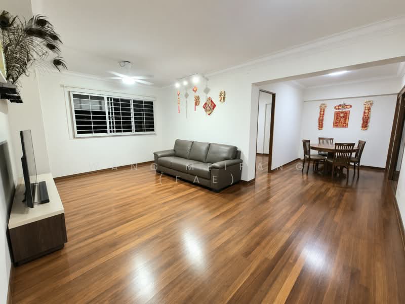 476 Pasir Ris Drive 6, 476 Pasir Ris Drive 6, 3 Bedrooms, 1,130 sqft, HDB Flat For Sale, by Wang Meifang (Fae), 500203019 - Living Room - PropertyGuru.com.sg
