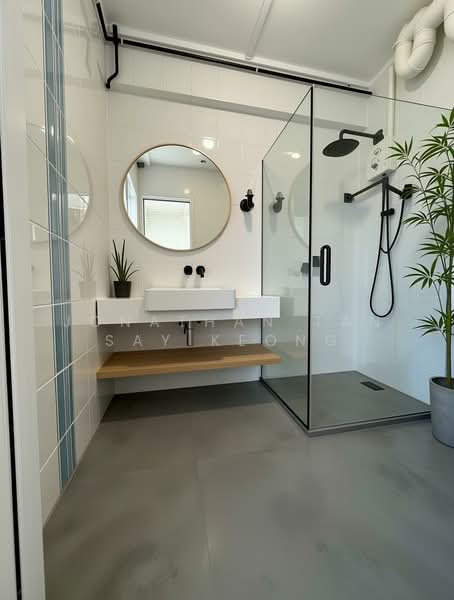 Spacious Executive Apartment 4 Bedrooms near Bukit Batok MRT, Bukit Batok Central, 4 Bedrooms, 1,561 sqft, HDB Flat For Sale, by Jonathan Tan Say Keong, 500203029 - Bathroom - PropertyGuru.com.sg