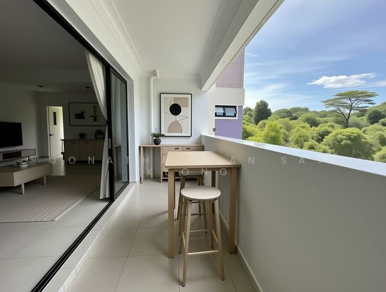 Spacious Executive Apartment 4 Bedrooms near Bukit Batok MRT, Bukit Batok Central, 4 Bedrooms, 1,561 sqft, HDB Flat For Sale, by Jonathan Tan Say Keong, 500203029 - Balcony - PropertyGuru.com.sg