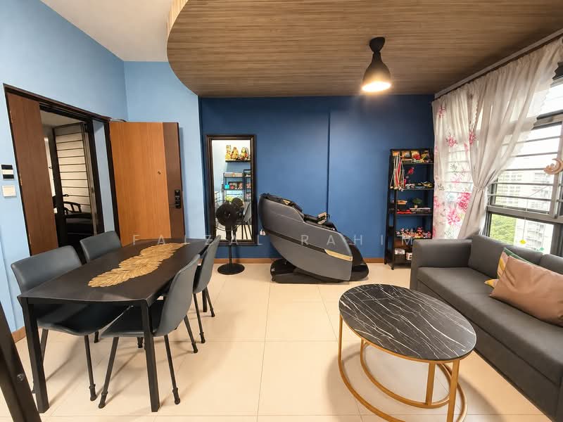 478A Yishun Street 44, 478A Yishun Street 44, 2 Bedrooms, 721 sqft, HDB Flat For Sale, by Faizal Rahim, 500203030 - Living Room - PropertyGuru.com.sg
