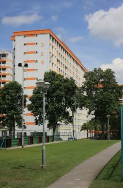 329 Yishun Ring Road, 329 Yishun Ring Road, 3 Bedrooms, 904 sqft, HDB Flat For Rent, by Ryan Heng, 500203039 - Exterior - PropertyGuru.com.sg