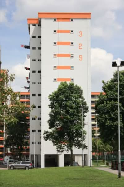 329 Yishun Ring Road, 329 Yishun Ring Road, 3 Bedrooms, 904 sqft, HDB Flat For Rent, by Ryan Heng, 500203039 - Exterior - PropertyGuru.com.sg