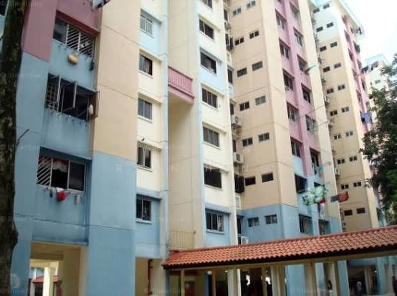 329 Yishun Ring Road, 329 Yishun Ring Road, 3 Bedrooms, 904 sqft, HDB Flat For Rent, by Ryan Heng, 500203039 - Exterior - PropertyGuru.com.sg