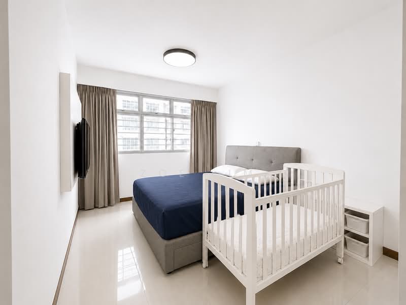 449B Bukit Batok West Avenue 9, 449B Bukit Batok West Avenue 9, 3 Bedrooms, 1,001 sqft, HDB Flat For Sale, by Zoe Lim, 500203043 - Bedroom - PropertyGuru.com.sg