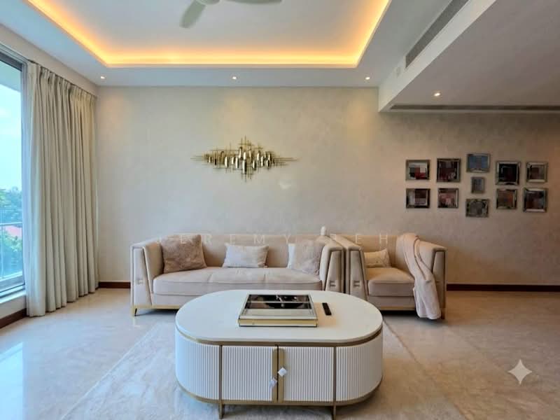 Cairnhill Crest, 8 Cairnhill Circle, 2 Bedrooms, 1,206 sqft, Condominium For Sale, by Jeremy Peh, 500203053 - Living Room - PropertyGuru.com.sg