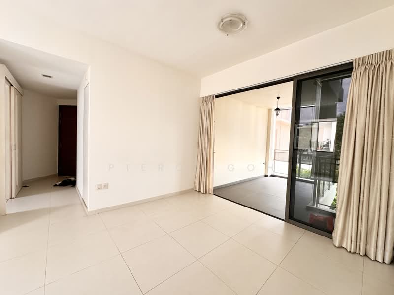 Miltonia Residences, 520 Miltonia Close, 2 Bedrooms, 861 sqft, Condominium For Rent, by Pierce Goh, 500203060 - Balcony - PropertyGuru.com.sg