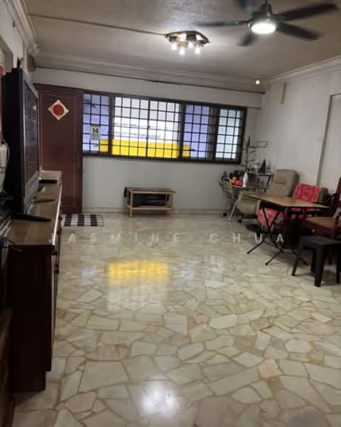 285 Tampines Street 22, 285 Tampines Street 22, 3 Bedrooms, 1,108 sqft, HDB Flat For Sale, by Jasmine Chua, 500203061 - Living Room - PropertyGuru.com.sg